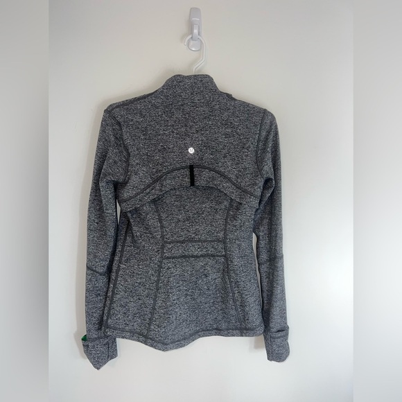 Lululemon women’s define grey jacket size 8 - Picture 13 of 14